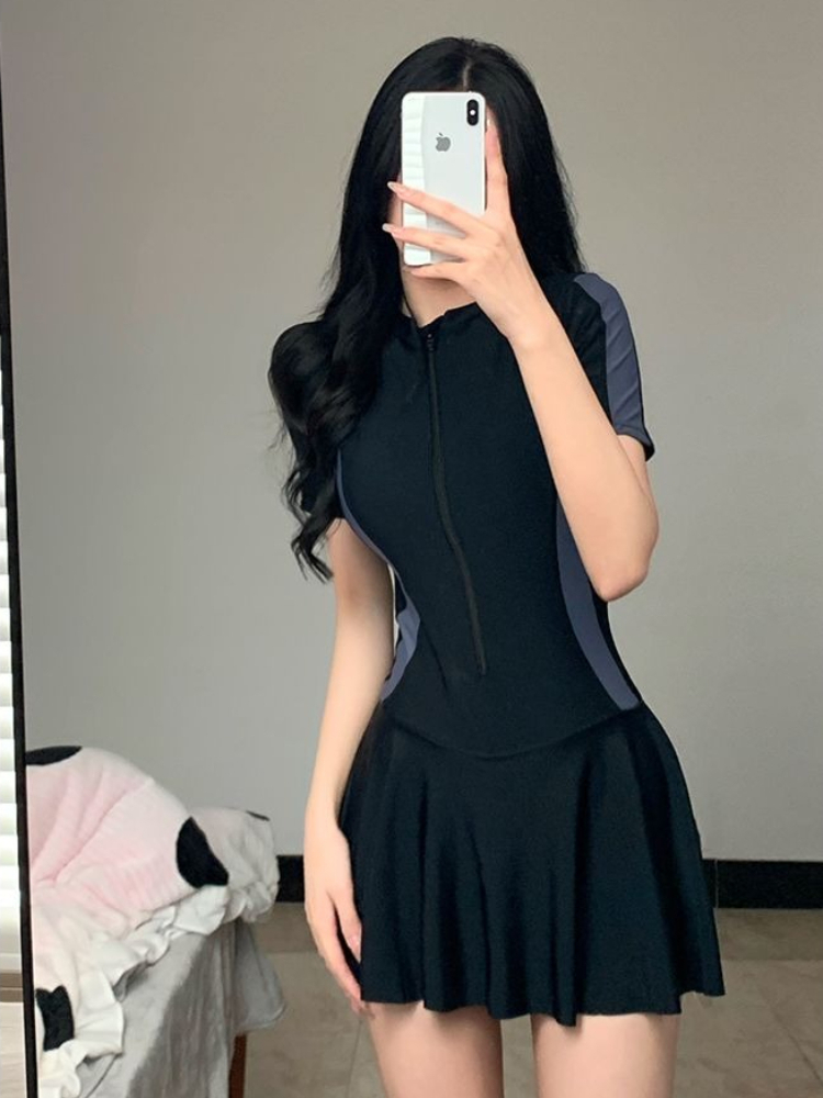 Nuevo Traje de Baño de Una Pie - Spa & Wellness Hotel Diamond Ustroń reseña y precio